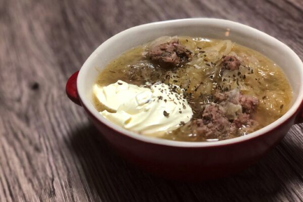 【本格ドイツ料理レシピ】ザワークラウトのスープ(Sauerkraut suppe):酸味が美味しいドイツ家庭の定番ズッペ。