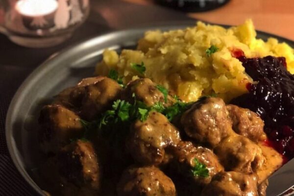 【スウェーデン料理】Köttbullar ：スウェーデン・ミートボール の本格レシピ
