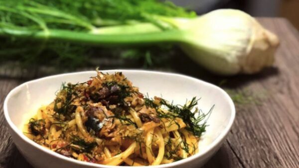 フィノッキオと鰯のシチリア伝統パスタ”Pasta con le sarde”本格レシピ