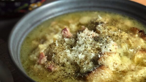 【ドイツ料理】Käse suppe(ケーゼズッペ):ドイツ風チーズスープ【本格レシピ】