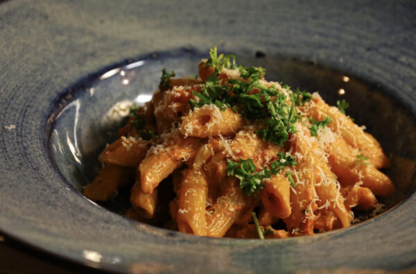 【本格パスタレシピ】Penne alla vodka：ペンネ・ア・ラ・ウォッカ【イタリア伝統料理】
