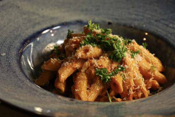 【本格パスタレシピ】Penne alla vodka：ペンネ・ア・ラ・ウォッカ【イタリア伝統料理】
