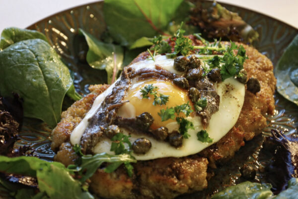 【本格レシピ】Schnitzel à la Holstein：ホルシュタイン風シュニッツェル【ドイツ・オーストリア伝統料理】
